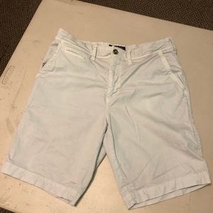 American Eagle. Men’s Powder blue shorts. Sz 31.